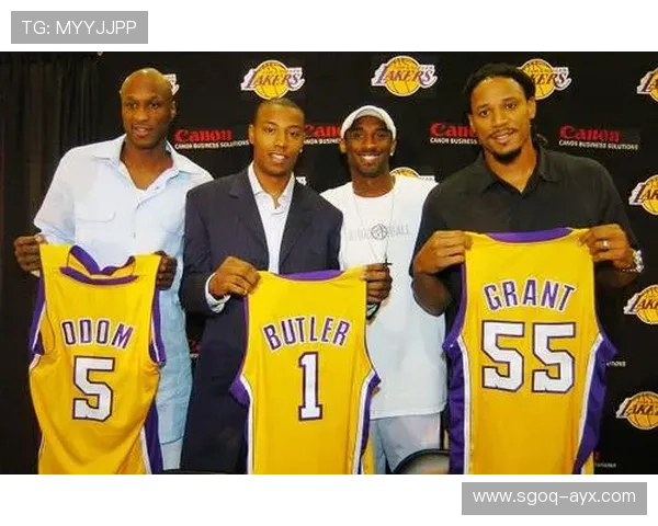 格兰特·哈克特国际游泳名人堂新成员揭晓，泳坛传奇再添辉煌一笔