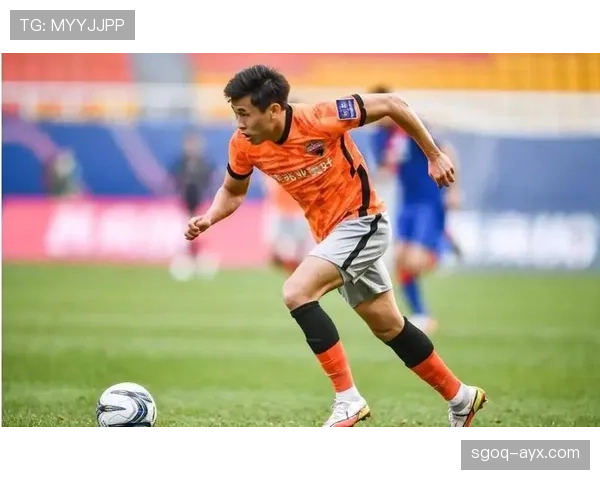 戴伟浚传球技艺持续引发关注,助力球队战术创新表现稳健 戴伟浚传球技艺持续引发关注,助力球队战术创新表现稳健