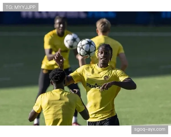 桑普多利亚关键球员近期表现稳健，攻防两端作用显著